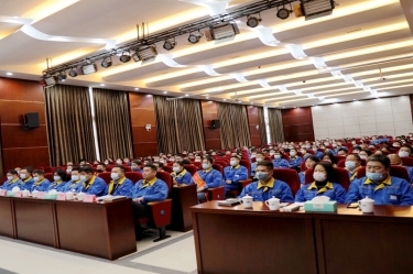 前景广阔 未来可期 | 星空体育官方登录入口隆重召开2021年度总结表彰大会