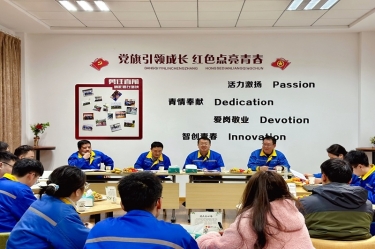 激扬青春 并肩前行 | 星空体育官方登录入口召开年度大学生座谈会