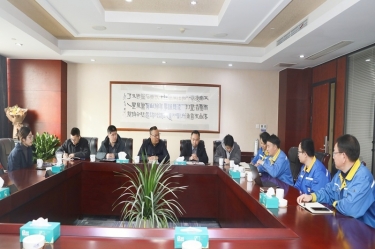 平湖市副市长管立松一行莅临星空体育官方登录入口慰问高端人才