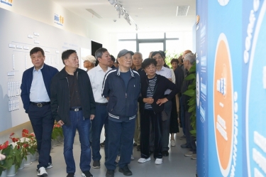 平湖市社经室老干部一行赴星空体育官方登录入口调研